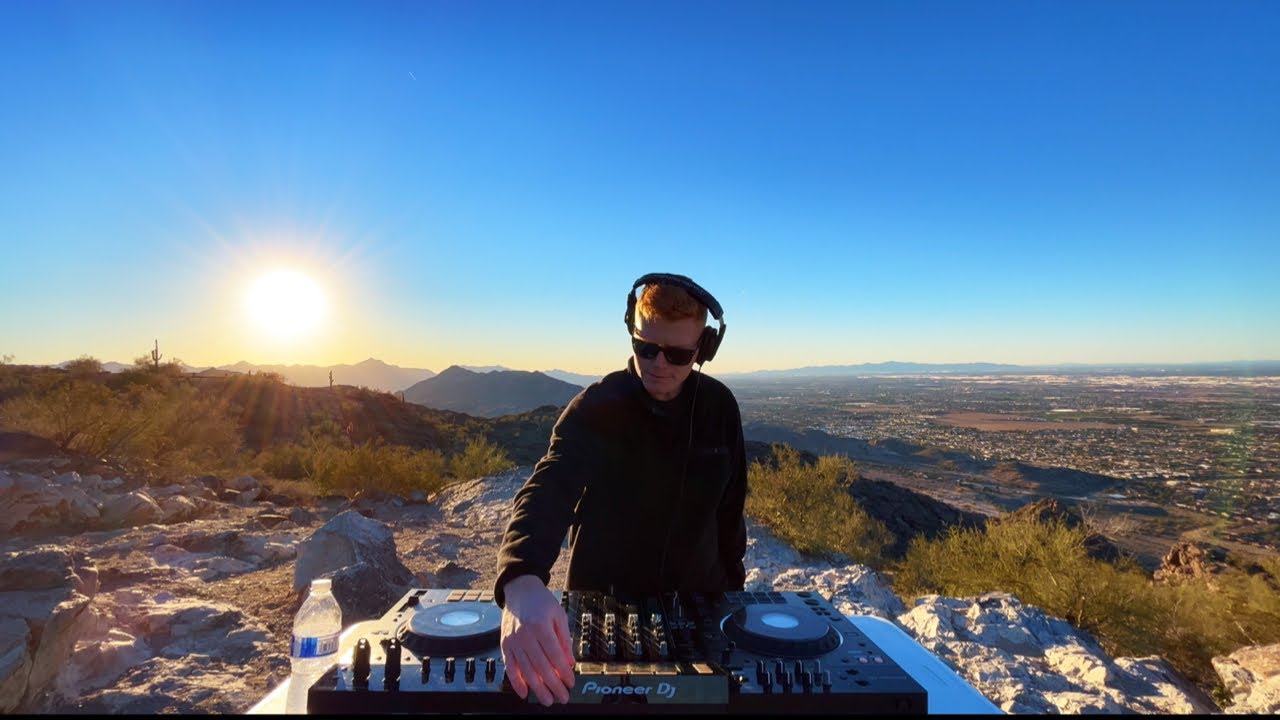 ⁣1,000 Subscriber Piano House Live Mix [Vol. 15] - Sundowner Mix (4K)