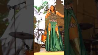 Imen Mehani - Uptown Funk By Bruno Mars (Wedding) Resimi
