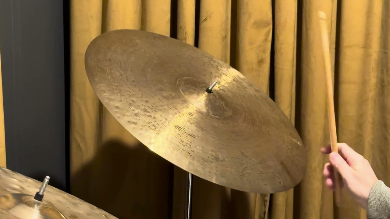 NEW Istanbul Agop 22