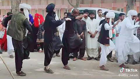 balochi dance with balochi song per kan chelima ishkare sara day kamo bkash jaaan kamo mandey,