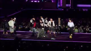 'Let Me Hear You Say' - Seventeen performance at Caratland 2025 #seventeen #carat #caratland