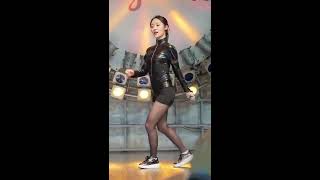 Han Bit 한빛 Of Six Bomb 식스밤 Wiggle Wiggle 위글위글 Coverdance Migliore160306 Vertical View