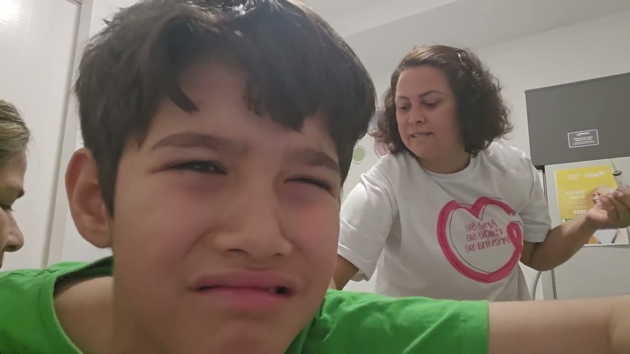 EITOR E O MARIO TOMOU INJEÇÃO