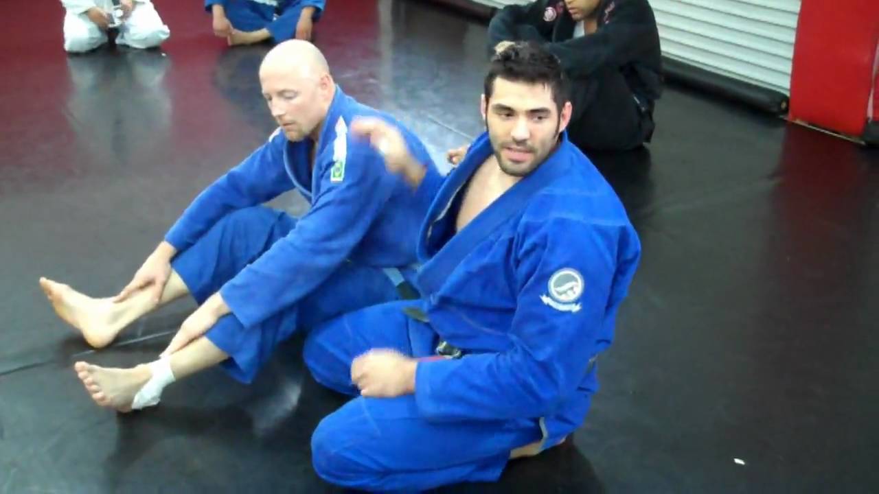 Foster Brazilian Jiu-Jitsu: Technique of the week Part 3