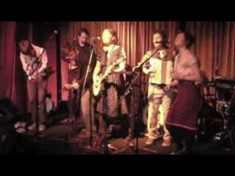 The Gertrudes play "Freight Train"