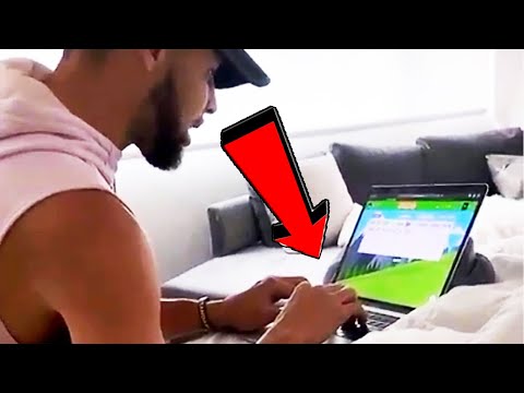 32-year-old-stephen-curry-learns-how-to-type-on-laptop-keyboard