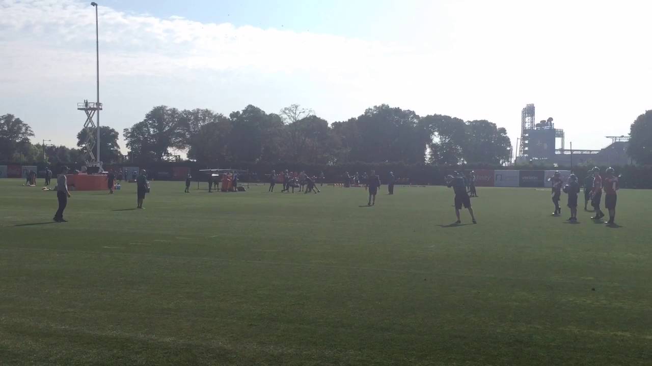 Bradford, Wentz's first throws of camp