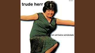 Video thumbnail of "Trude Herr - Weil ich so sexy bin"