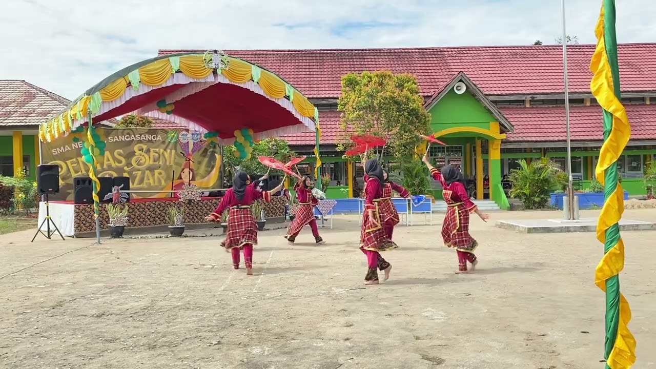 Jepen Tari Payung, SMA Negeri 1 Sangasanga Kutai Kartanegara