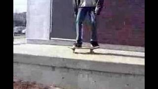 BIG SKATEBOARD BAIL