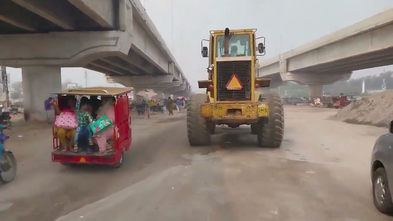 LAHORE SHAHDARA METRO FLYOVER UNDER CONSTRUCTION