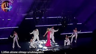 Ziynet Sali Harbiyede Hayranlarına Unutulmaz Bir Konser Verdi