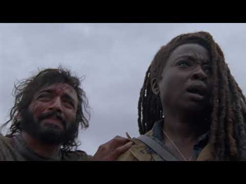 The Walking Dead 9x15 | Alpha marked her border with heads Scene