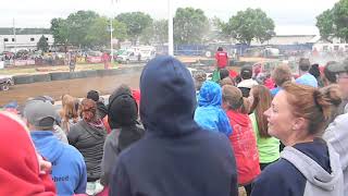 Reedsburg wi 2019 mini vans and trucks feature