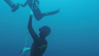 Catherine 45m de profondeur en apnée - FIM (immersion libre)