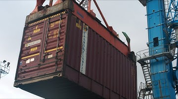 3774. Containerterminal (Container unloading) Stock Footage Video