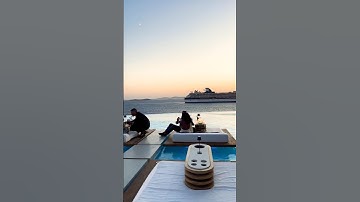 Imagine waking up to this view✨#greece #santorini