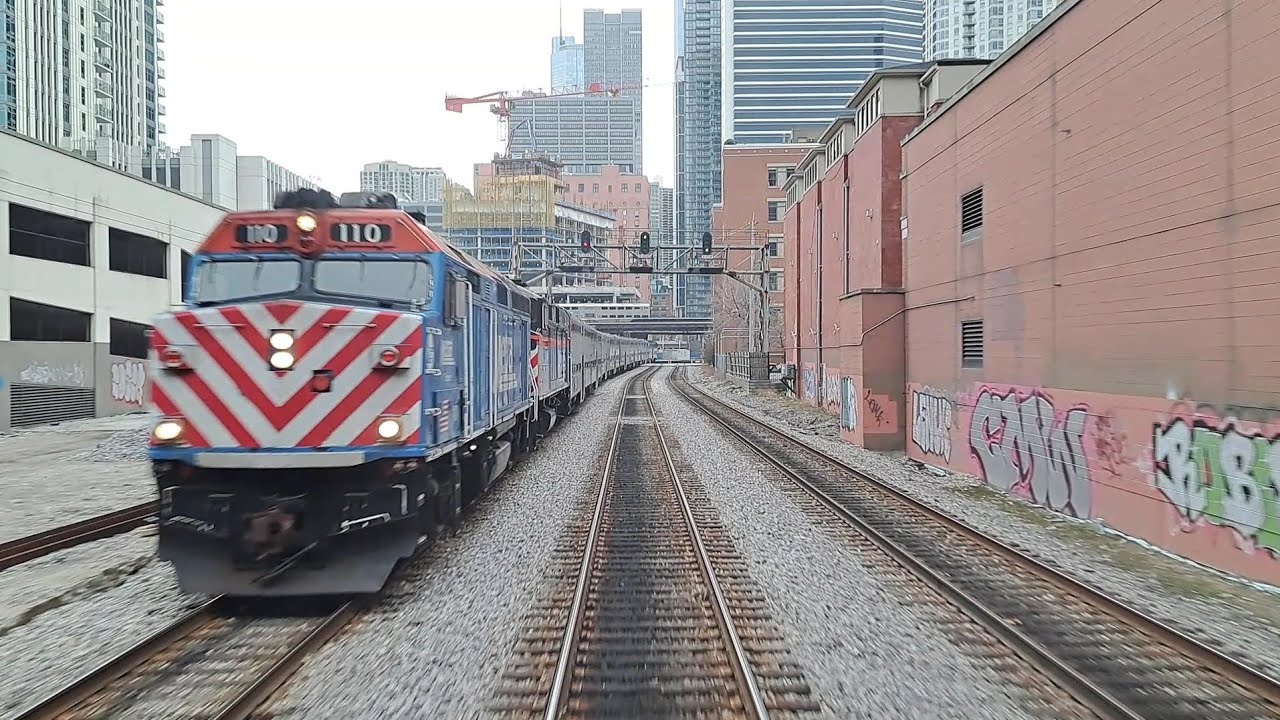 Full Ride Metra Train 2222 Big Timber Chicago Union Station Full Ride Metra Train 2222 Big Timber Chicago Union Station