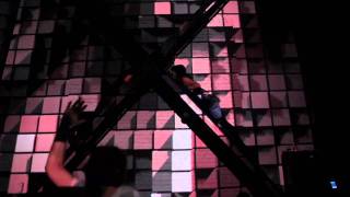 Sain - Audio Reactive Projection Mapping