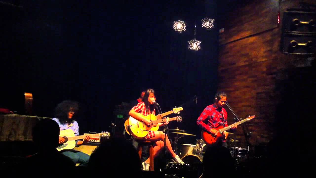 Watch Happy - Diandra Arjunaidi on YouTube Watch Happy - Diandra Arjunaidi on YouTube