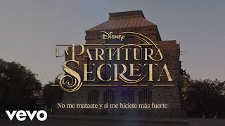 Más Fuerte (De "La partitura secreta" I Disney+ I Lyric video)