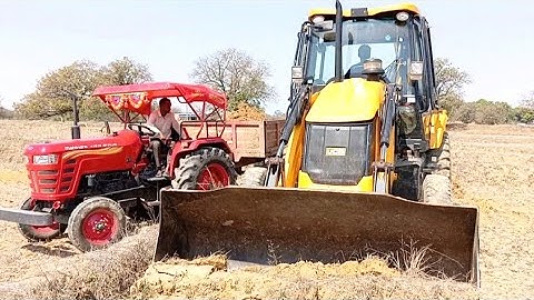 Jcb 3dx Backhoe Machine Loading Red Mud In Mahindra 4WD Tractor and Swaraj Tractor | Jcb and Tractor