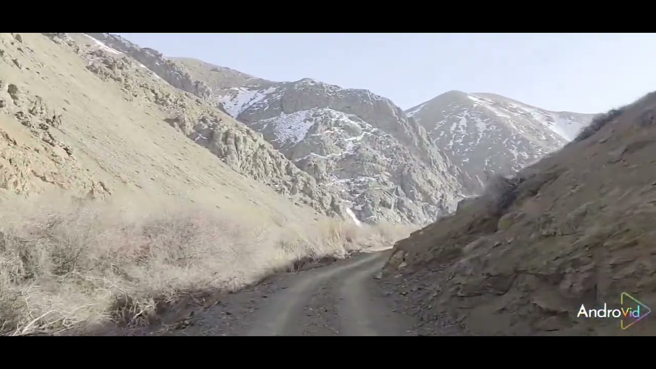 نُمای زمستانی شاهراه بهسود دایکندی از مسیر کناره های رُوخانه هلمند