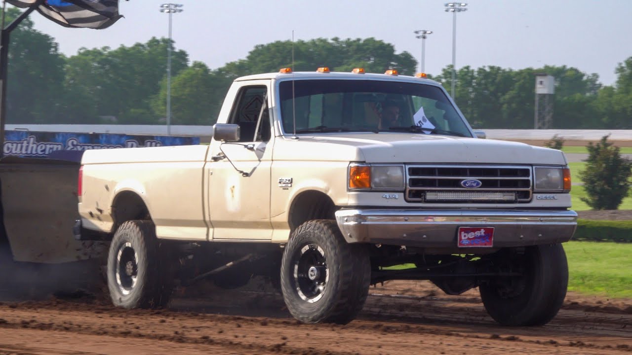 Truck Pull 2021 Street Diesel finals Thoroughbred Diesel Throwdown