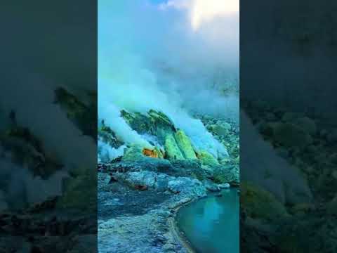 Kawah Ijen Acid Lake Shorts Travel Indonesia Ijen Scenic