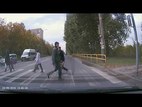 Запись с видеорегистратора PRESTIGIO RoadRunner 330 Запись с видеорегистратора PRESTIGIO RoadRunner 330