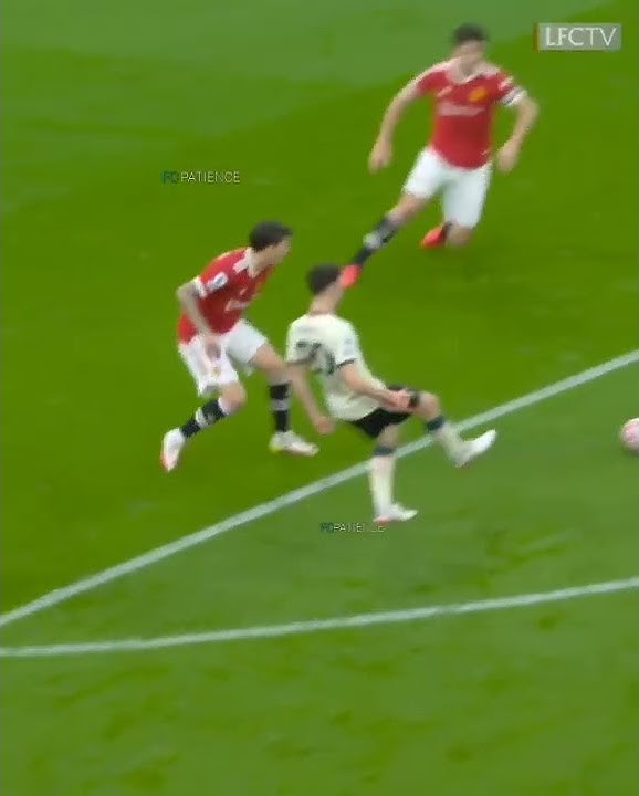 Wtf💥 Salah Is Dangerous at In the Goalkeeper Box🥶🤠🤡 #shorts #football #liverpool #salah