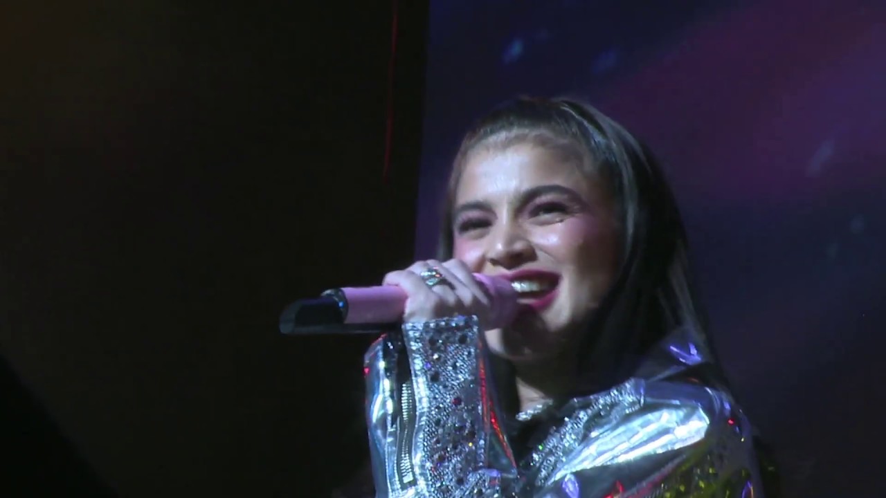 bruno mars count on me #AnnekulitTour: Anne Curtis performs for Canadian fans