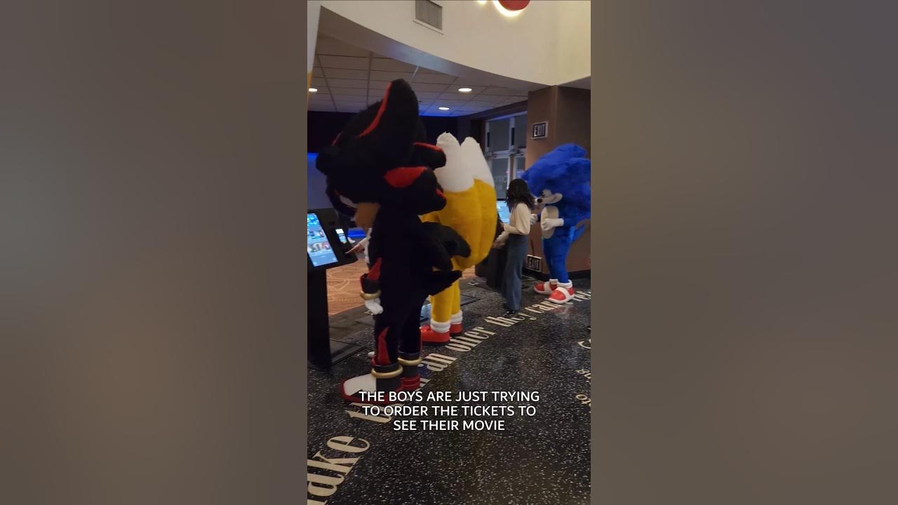 I RAN INTO SONIC, SHADOW, TAILS, & KNUCKLES AT THE MOVIES 😳‼️ #sonicmovie3 I RAN INTO SONIC, SHADOW, TAILS, & KNUCKLES AT THE MOVIES 😳‼️ #sonicmovie3