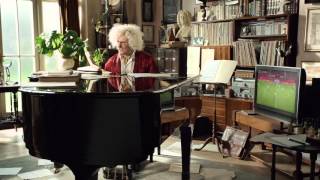 Paddy Power: Pianist