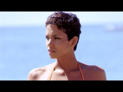 Episode 298 - HAlle Berry Naked on Balcony for Mothers Day #halleberry