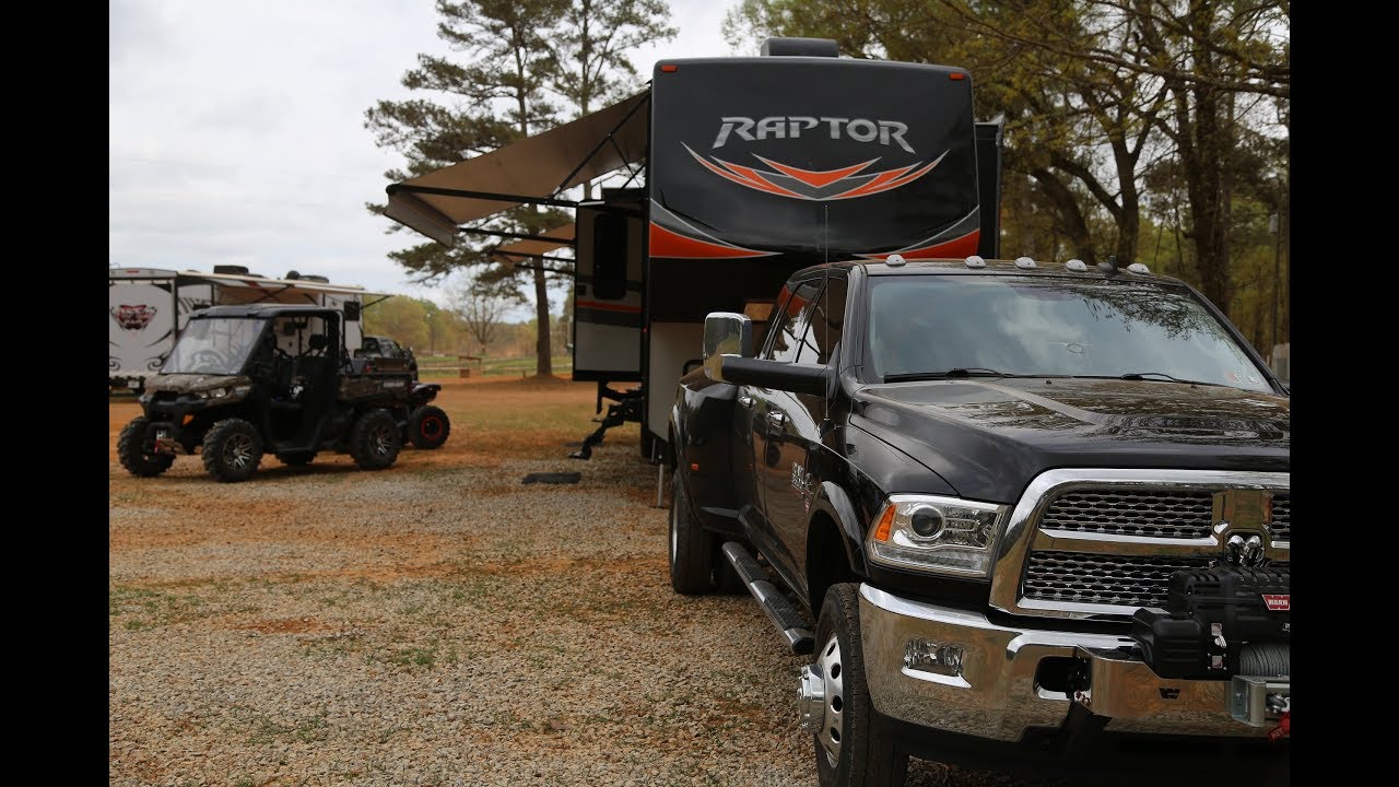 Choosing the Best Hitch for Towing a Toy Hauler YouTube