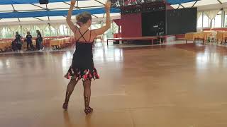 Quick step ballo di gruppo line dance spiegazione