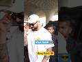 Virat Kohli Spotted At The Airport Simplicity New Look 😎#viratkohli #airport #newlook #ytshortsindia