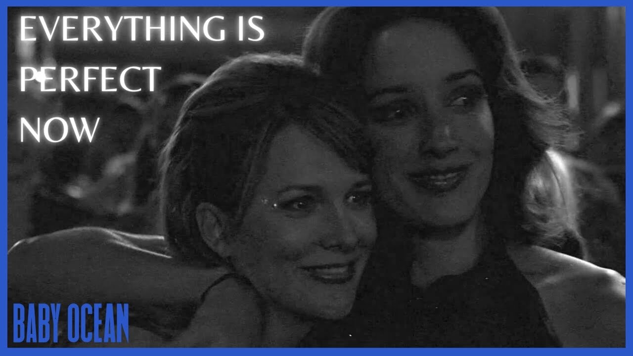 Bette & Tina l Swimming Pool