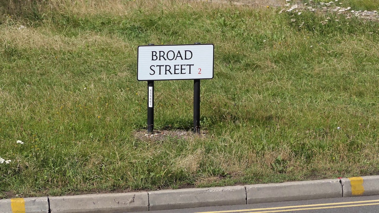 Leica V-Lux 5 4K UHD 29.97fps Optical Zoom, Handheld, Sheffield, Traffic