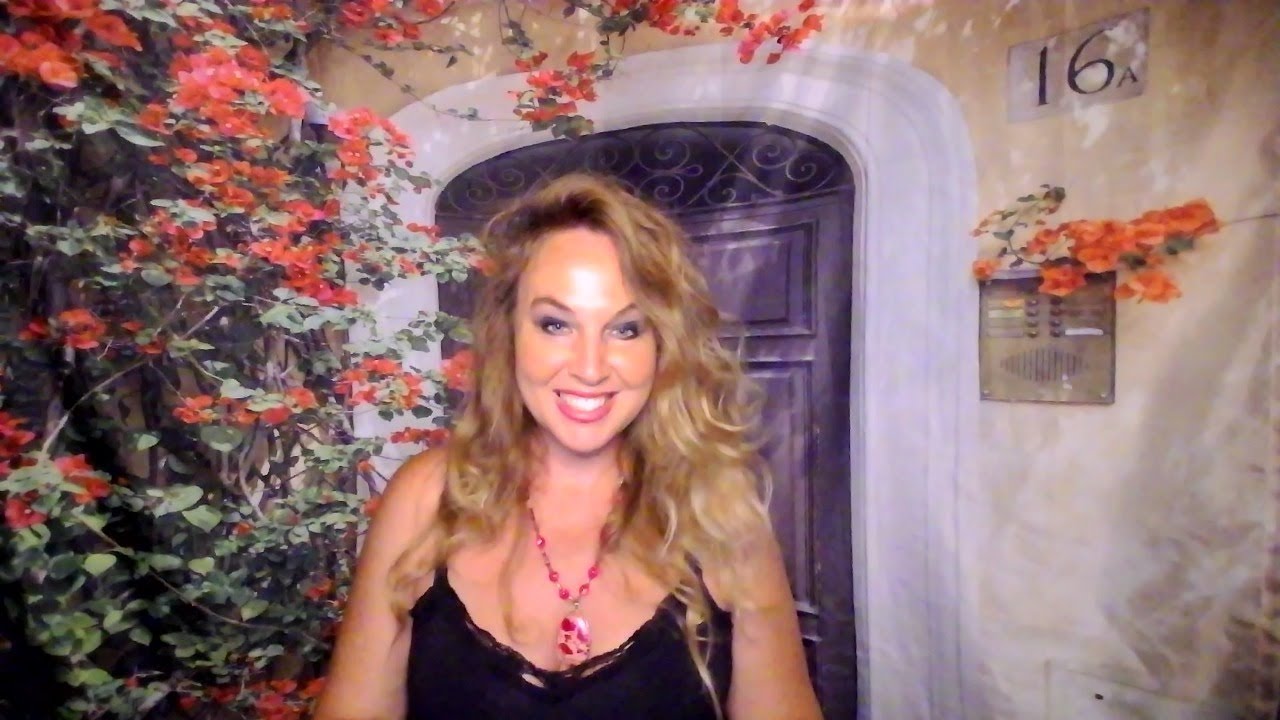 Лео: Докопаемся до сути всех их запутанных смешанных сигналов...