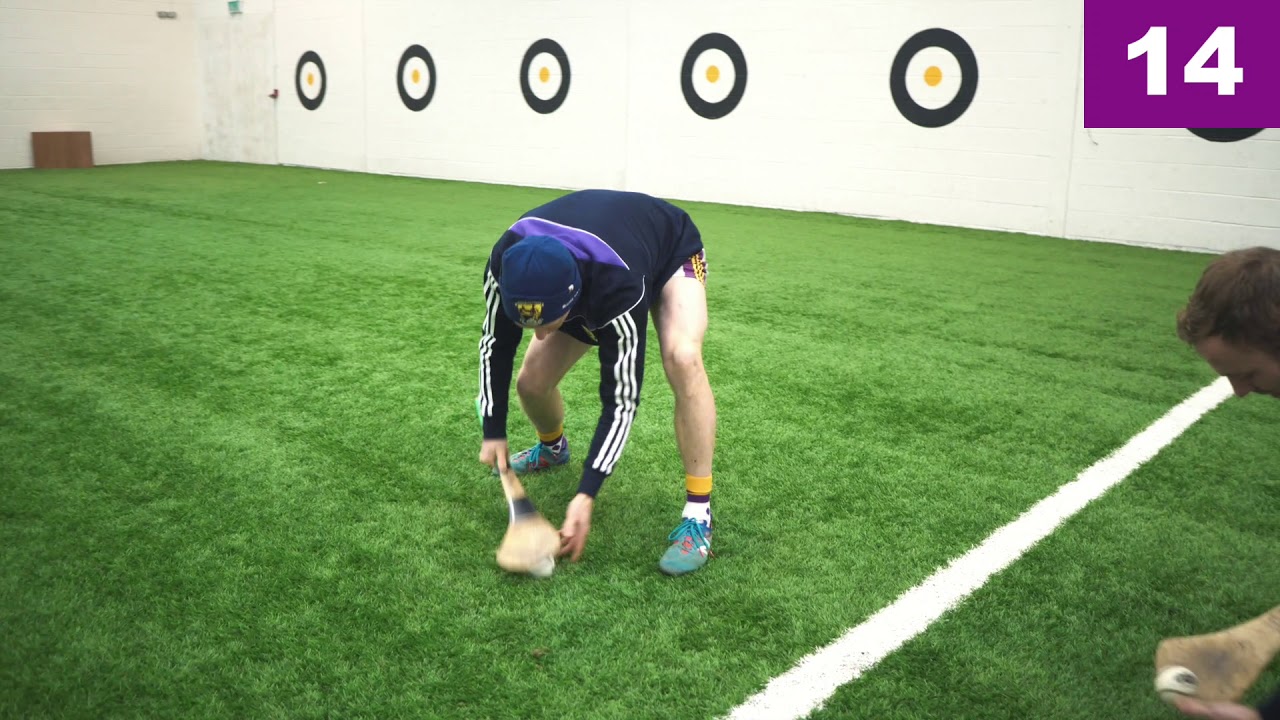 Hurling 365 | Roll Lift | 30 Second Challenge