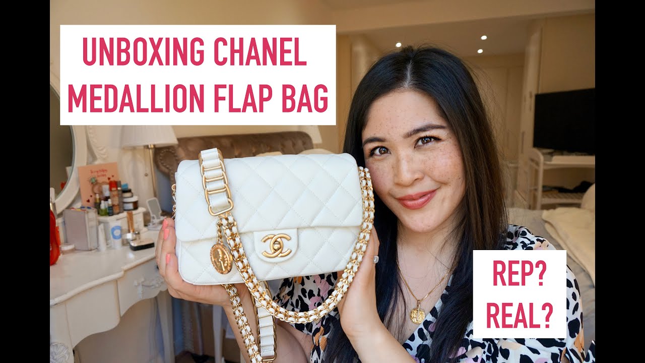 CHANEL WHITE MEDALLION FLAP STRAP BAG -Unboxing, What's in my bag & Size  Comparison