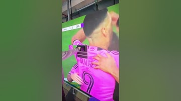 The technicians are looking for the problems with this LED display. #ledvideowall #ledscreen