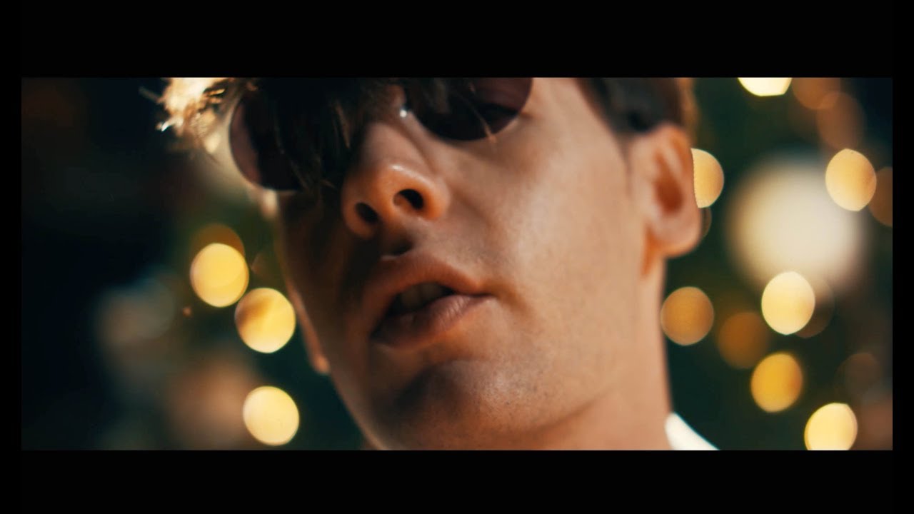 Albert Marzinotto - Last Christmas 2.0 (Official Video)