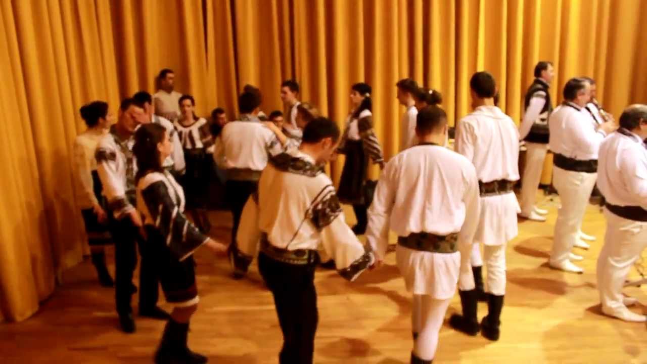 Balul Gospodarilor Botosana - 3