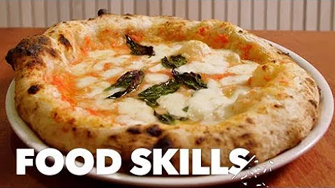 Why Pizza Purists Love Neapolitan-Style Pies | Foo...