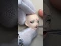 妖精の姉妹のキャラクターを作り、神の国から出てくる。