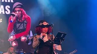 Jennie Bellestar - Clapping Song