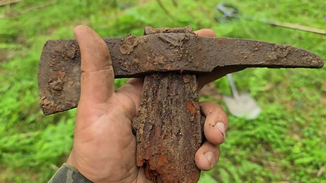 Explorare, aventura si ce am mai gasit in pamant